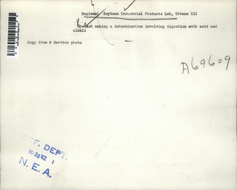 1942 Press Photo Regional Soybean Industrial Products Lab, Urbane ILL.