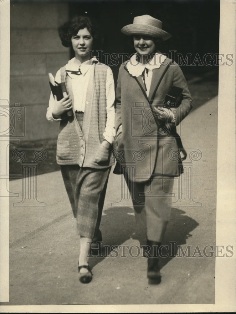 1923 Press Photo Margaret Cleary and Florence Bassini