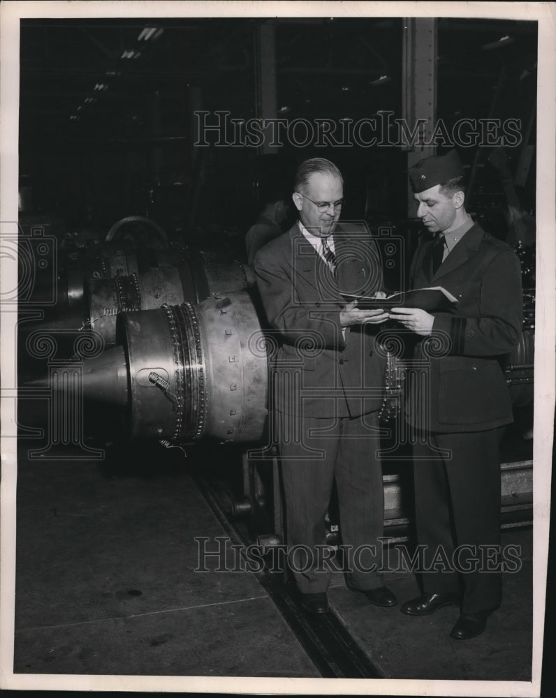 Load image into Gallery viewer, 1948 Press Photo 500th Westinghouse jet aircraft engine at Aviation Gas Turbine
