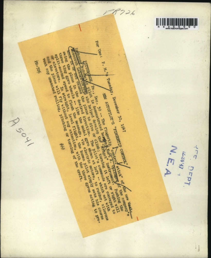 1947 Press Photo Westinghouse lab, mini automatic pilot model used for planes