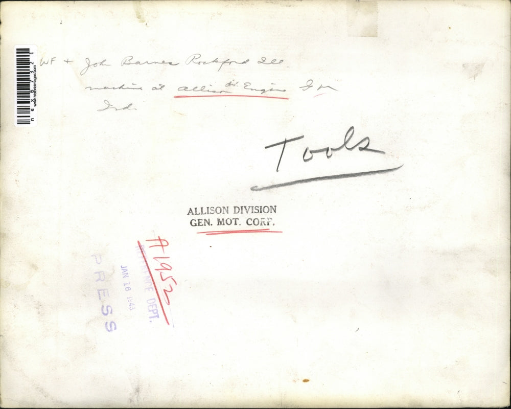 1943 Press Photo WF & John Barnes Rockfort ILL machine at Allison Engine Ind.