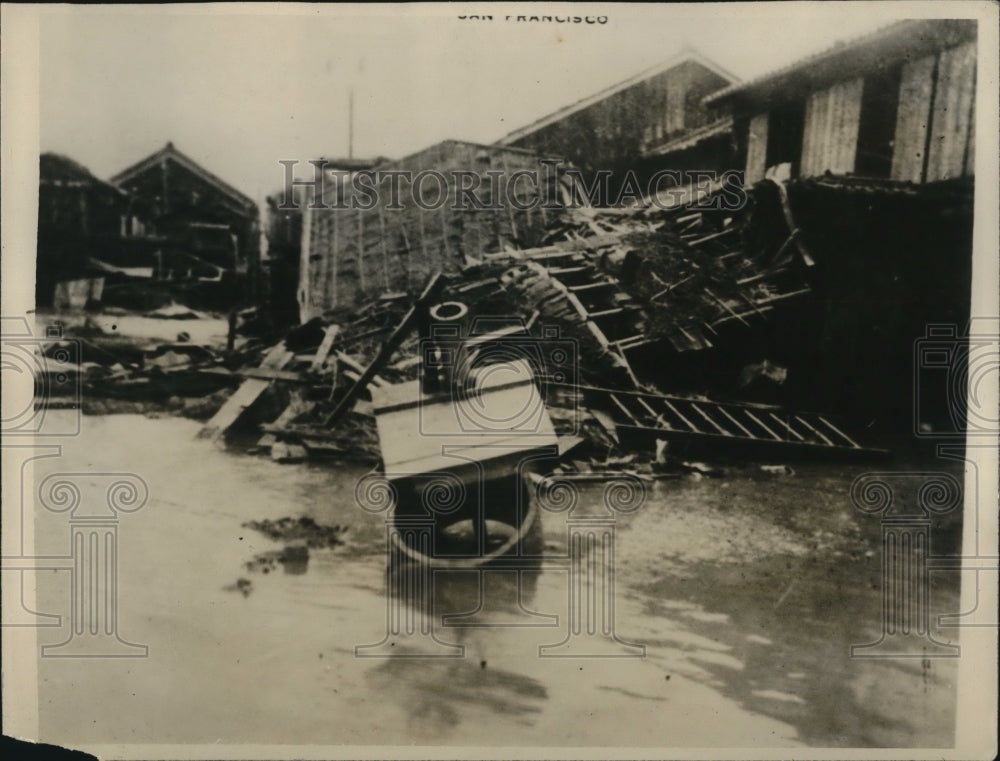 1930 Press Photo Flood waters in Nagasaki Japan