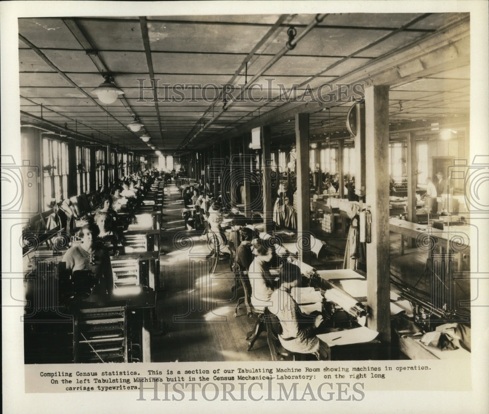 1930 Press Photo Workers compiling US Census at Tabulating room