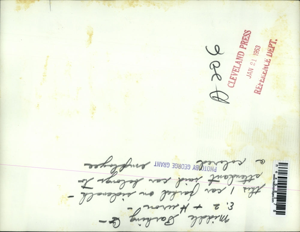 1953 Press Photo Middle Parking beside Huron