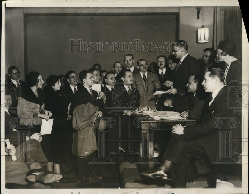 Load image into Gallery viewer, 1930 Press Photo NYC Harold Riegelman Asst Atty Gen &amp; election inspectors
