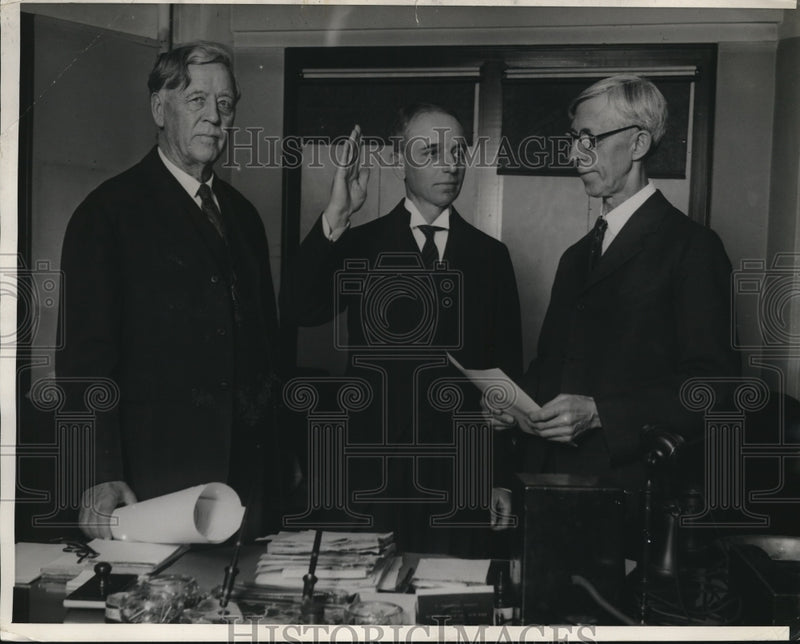 Load image into Gallery viewer, 1929 Press Photo Wm. Mitchell(C) Attorney General appointment
