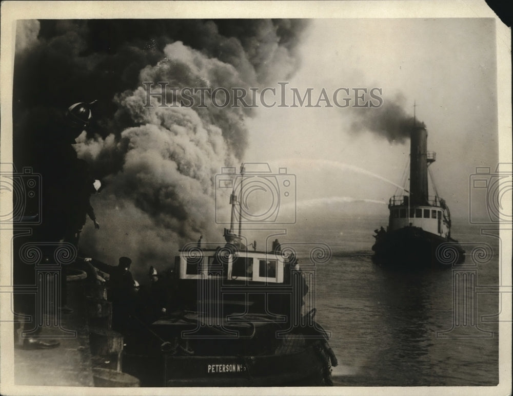 1925 Press Photo San Francisco waterfront firemen pier blaze