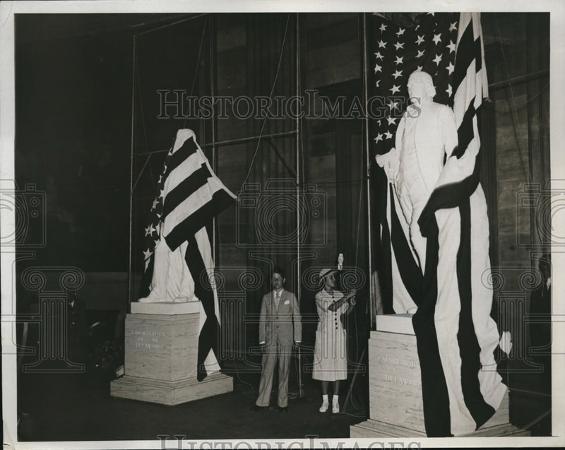 Load image into Gallery viewer, 1934 Press Photo Statues of Caesar Rodnet &amp; John M Clayton in Wash DC
