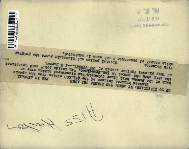 Load image into Gallery viewer, 1927 Press Photo San Francisco Panamail Liner that had 1600 dollars stolen
