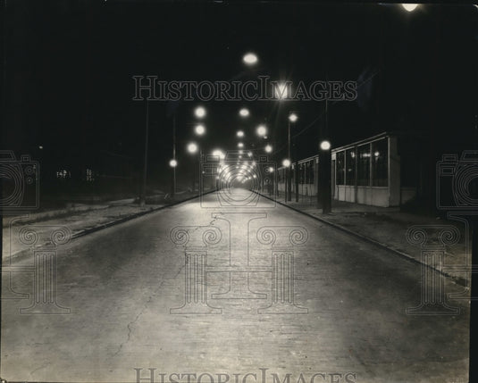 1928 Press Photo New street lighting installes in Cleveland Ohio