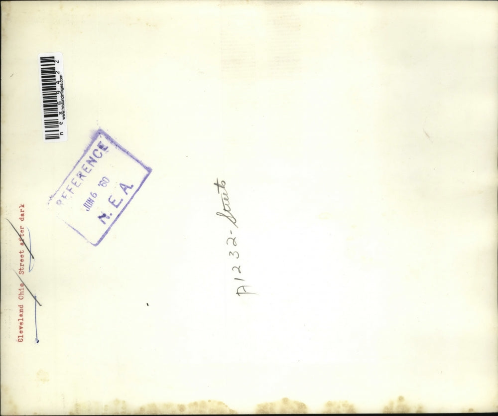 1960 Press Photo Cleveland Ohio a street after dark with few streetlights