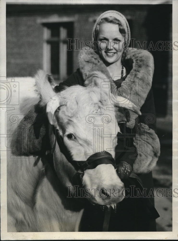 1931 Press Photo Geraldine Mitchell & prize heifer Princess Victoria 6