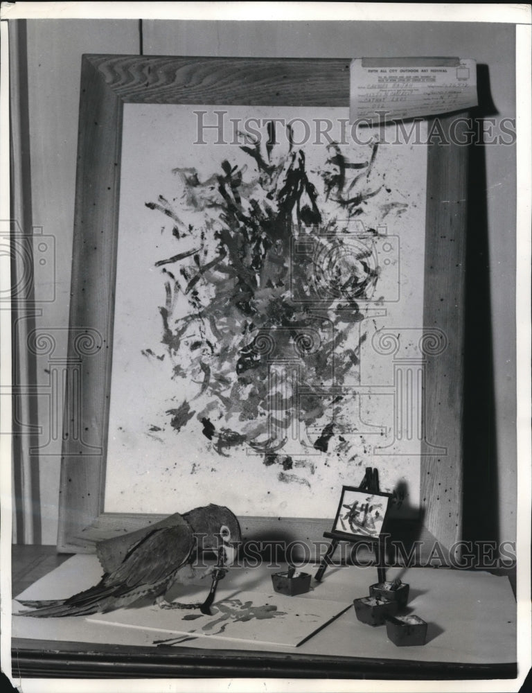 1957 Press Photo Painter bird Rajah Chandra at his LA studios
