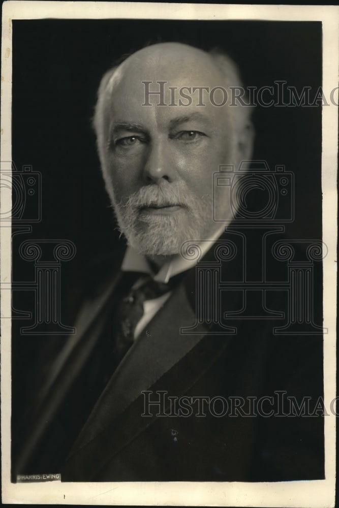 1922 Press Photo Prof Frederick Beloing Power US Bureau of Chemistry