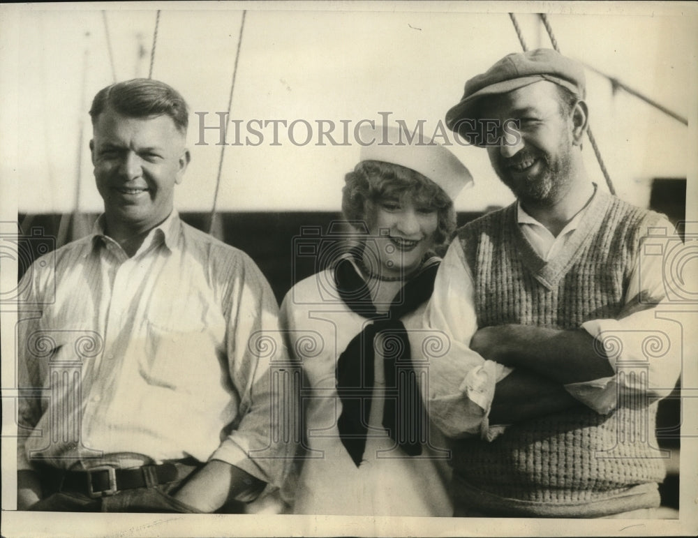 1926 Press Photo LA Calif W Fred Hohler, James Wallace, Virginia Kohler sail