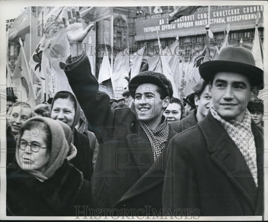 1959 Press Photo Youths of the Soviet Union at a Communist parade day