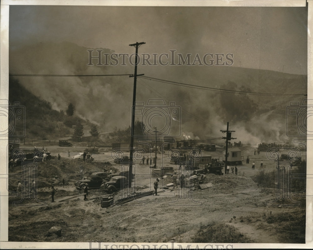 1941 Press Photo Truck and Trailer Load of Butane Fuel Explosion WPA Road, LA