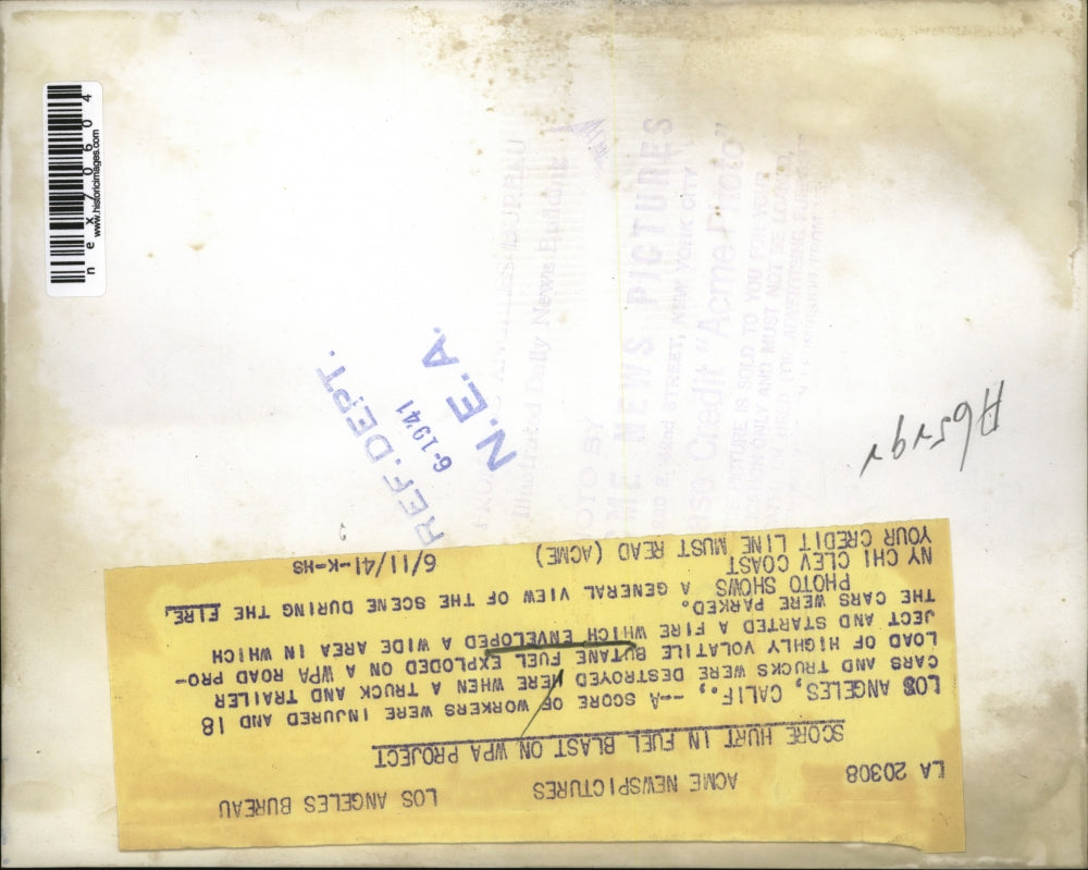 1941 Press Photo Truck and Trailer Load of Butane Fuel Explosion WPA Road, LA