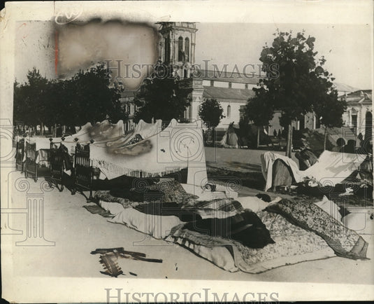 1929 Press Photo Survivors of Chilean earthquake at Talca
