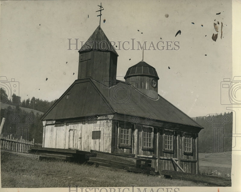 Load image into Gallery viewer, 1931 Press Photo Russian Church Fort Rim California established 1807
