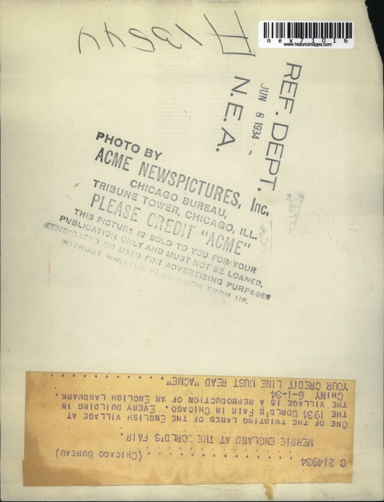 1934 Press Photo Chicago World's Fairold English village display