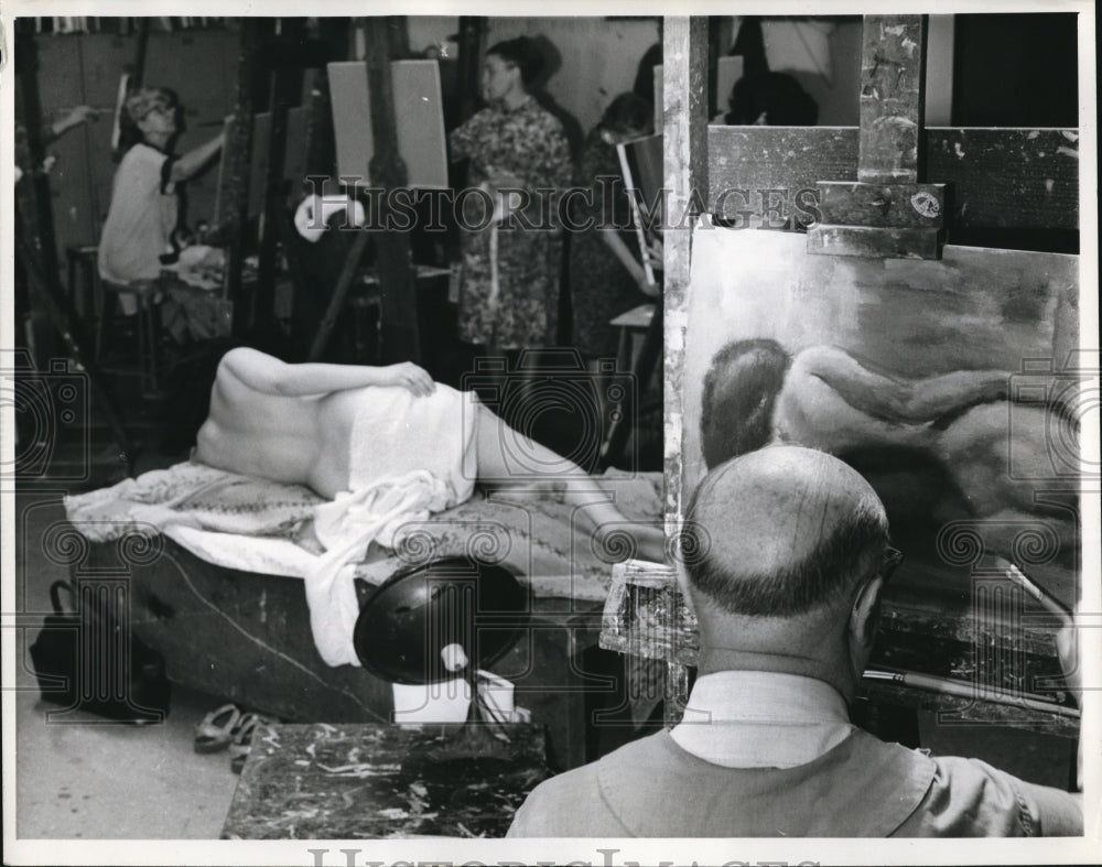 1964 Press Photo Victor Smith painting at Anthony Toney art course