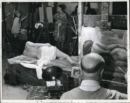 1964 Press Photo Victor Smith painting at Anthony Toney art course
