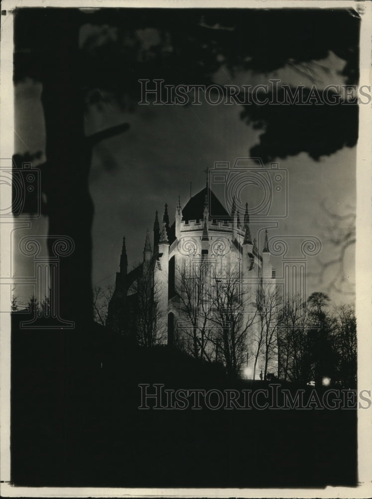 1926 Press Photo National Cathedral floodlit in Wash DC