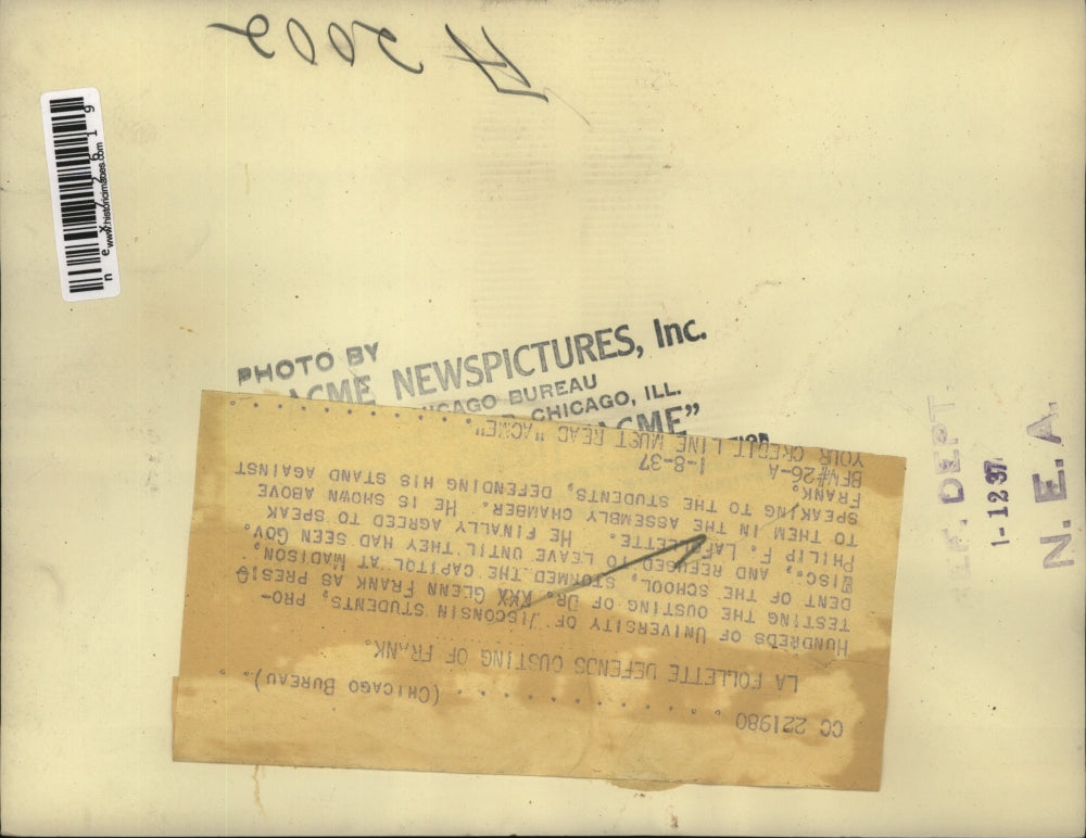 1937 Press Photo Univ. of Wisconsin students protest removal Pres. Glenn Frank