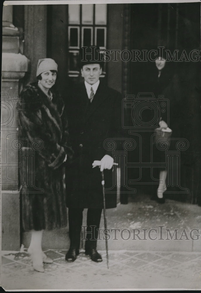 Load image into Gallery viewer, 1929 Press Photo Prince Olav of Norway and Princess Martha of Sweden engaged

