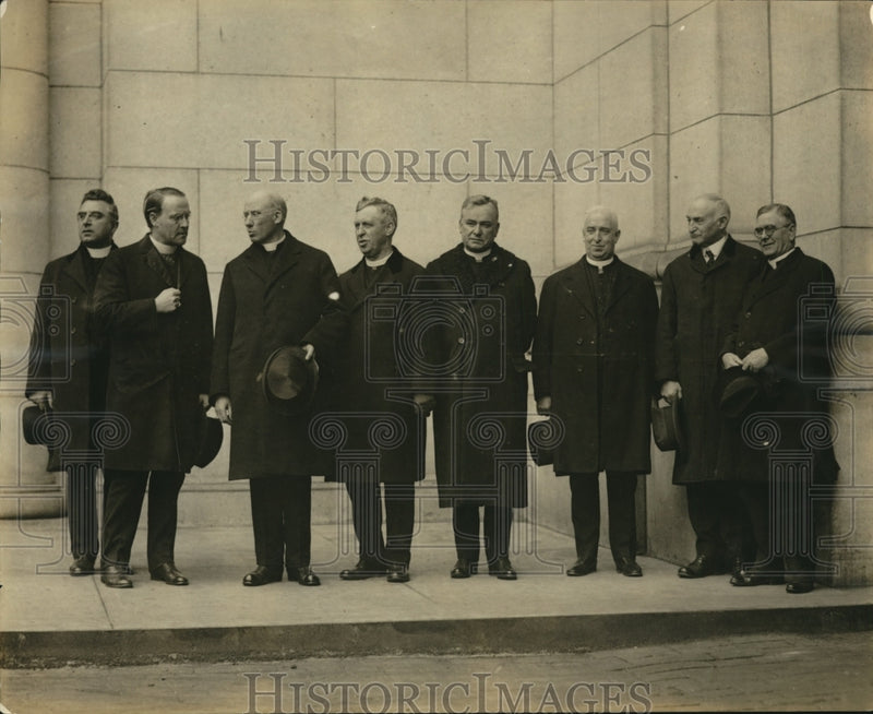 Load image into Gallery viewer, 1923 Press Photo Msgr Cessie, Archbishop Curley, Biondi,Rt Rev Hickey
