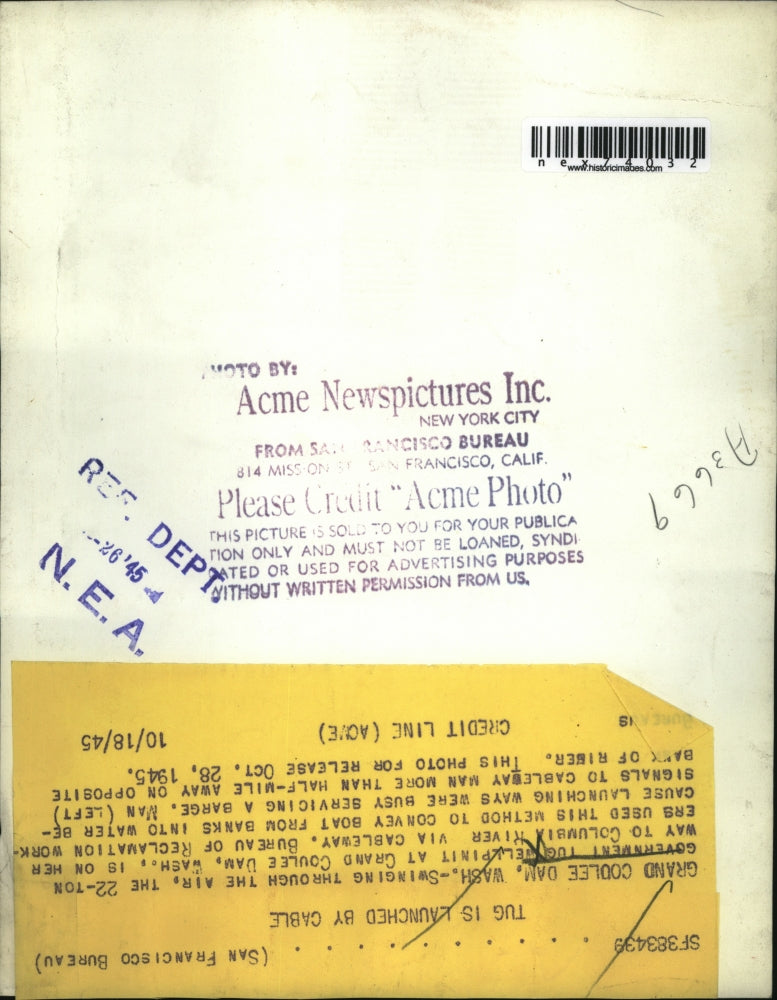 1945 Press Photo The 22-ton government Tug Wellpinit at Grand Coulee Dam, Wash.