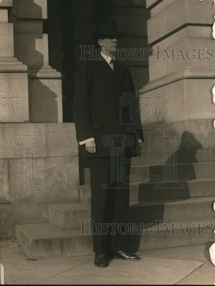 1921 Press Photo Daniel R. Anthony Jr. of Kansas, tallest man in Congress
