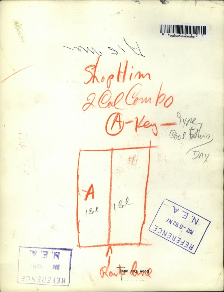 1962 Press Photo Mens house robe in checkered pattern