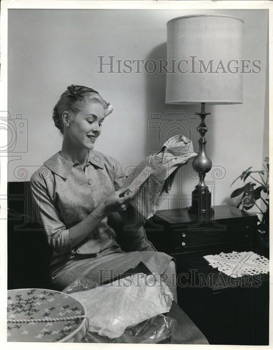 1960 Press Photo Mens shirt of awash & wear blend