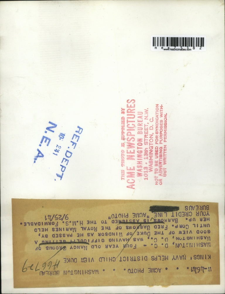 1941 Press Photo Wash DC Nancy Grooms age 4 & Corp Fred Barrows Royal Marine