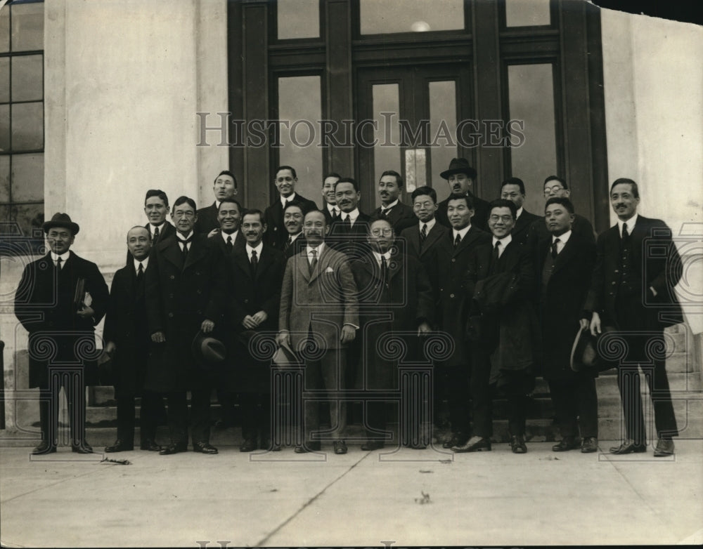 1921 Press Photo Japanese business men on tour visit at White House