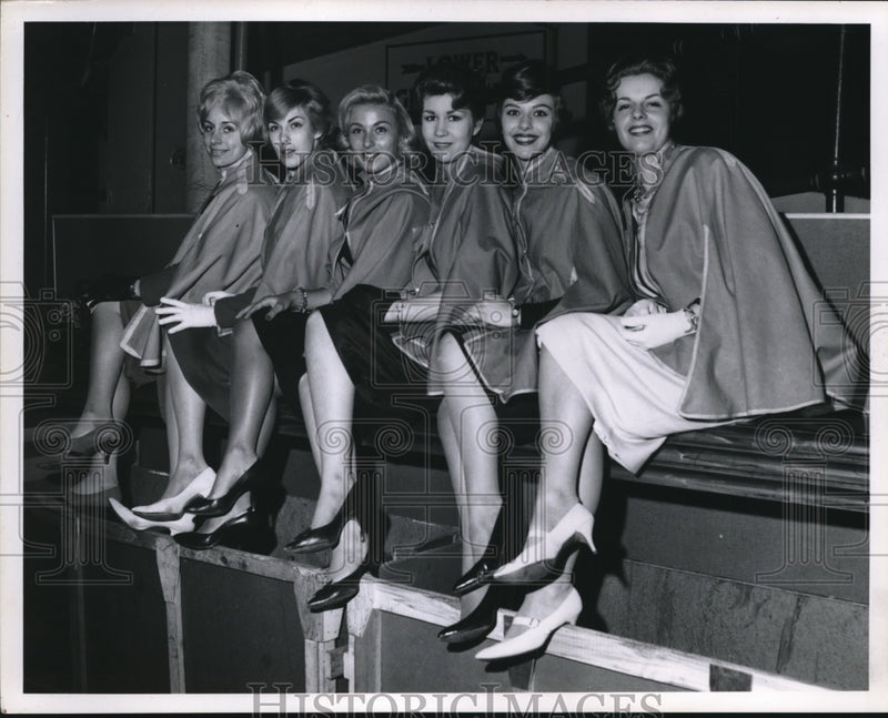 Load image into Gallery viewer, 1960 Press Photo Earl Wheeler models, L Waxman, S Shaffer,A Green, L Adams
