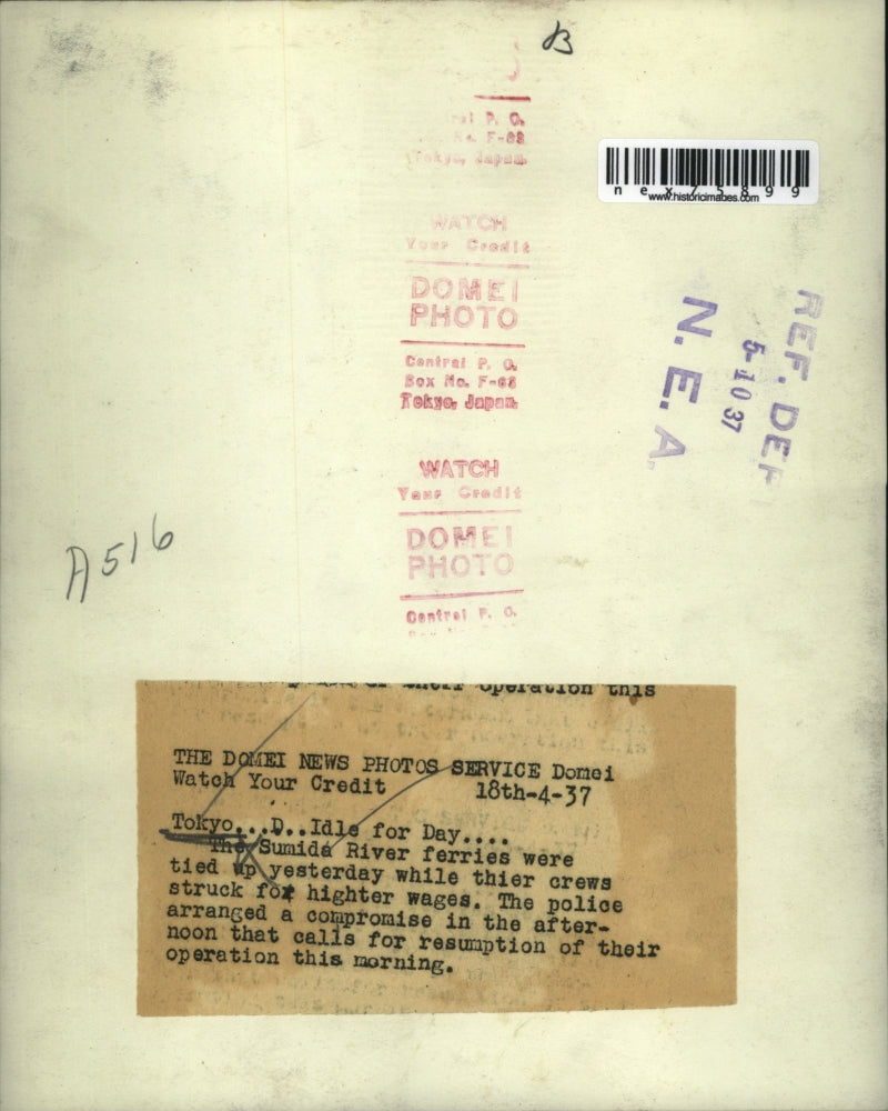 1937 Press Photo Sumida River Ferries At Dock During Strike in Tokyo Japan