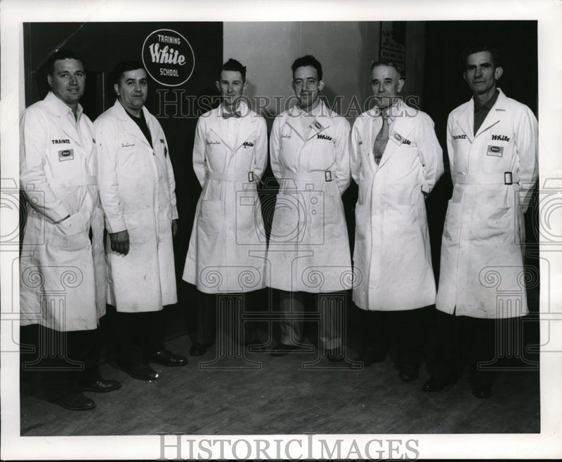 Load image into Gallery viewer, 1954 Press Photo Roy Cornell of Cleveland Electric Illuminating Comp &amp; Co-Worker
