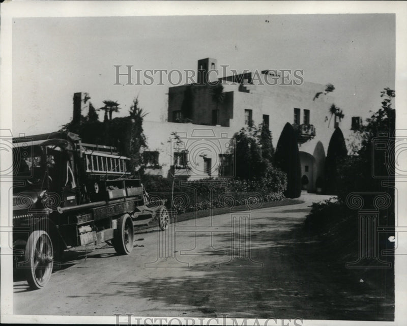 Load image into Gallery viewer, 1932 Press Photo Exterior of home of President Herbert Hoover
