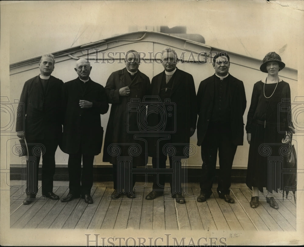 1926 Press Photo Bishop Schrembs, Msgr Schreiber, Bishop Gallagher - nex77863
