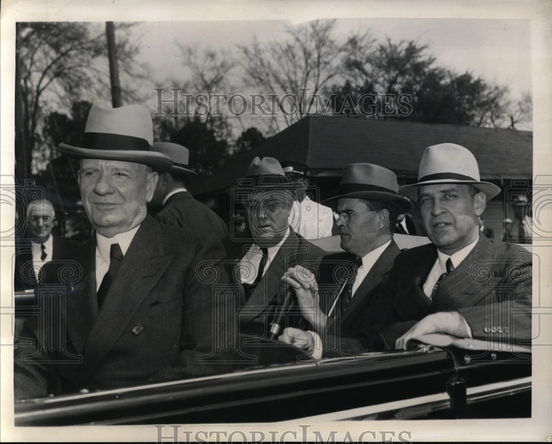 Load image into Gallery viewer, 1939 Press Photo Tuskegee Ala President Franklin D Roosevelt,HB Stegall
