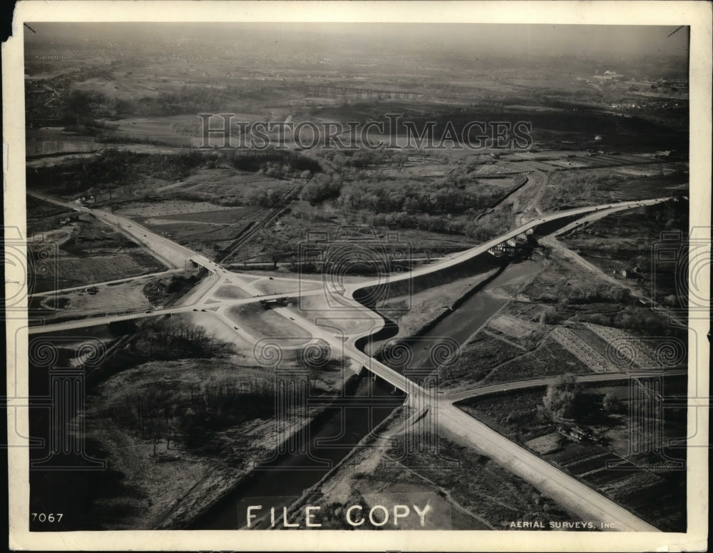1940 Press Photo Aerial View of Willow Cloverleaf Highway