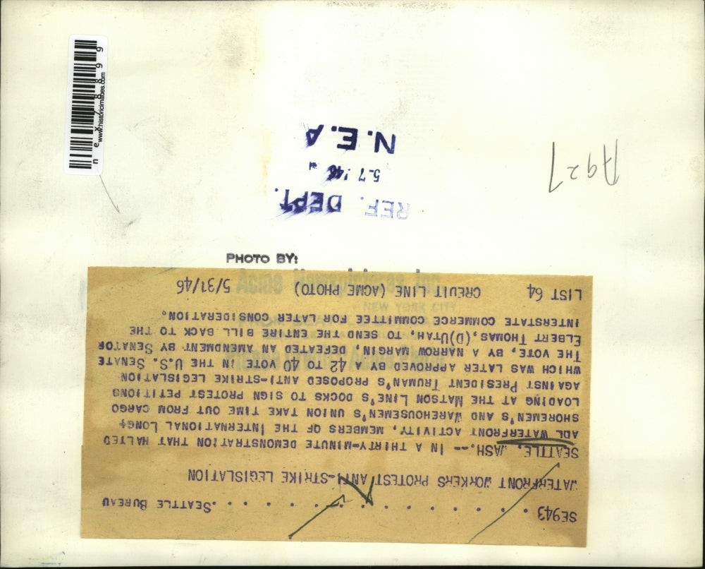 1946 Press Photo Thirty minute demonstration halts waterfront activity