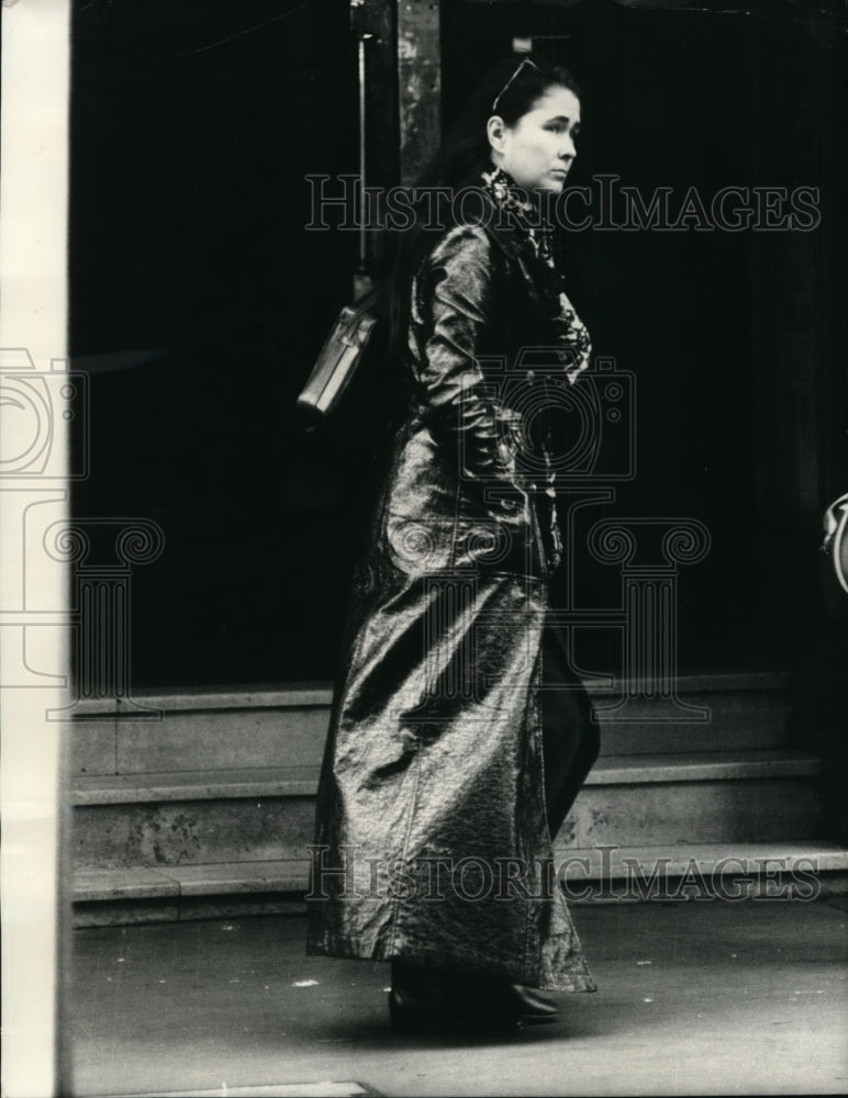 1969 Press Photo Maxi coat fashions seen in London England