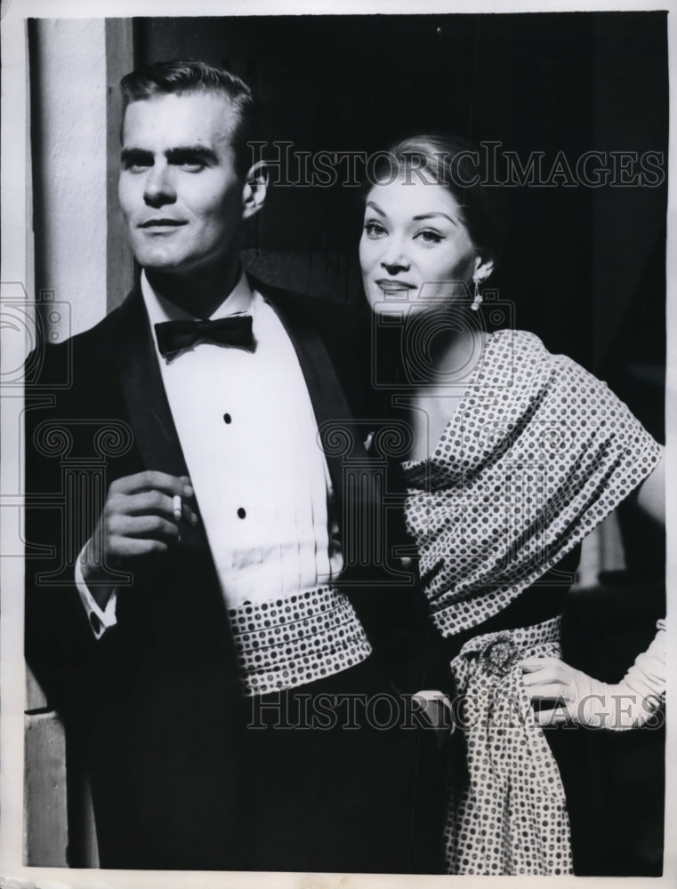 1959 Press Photo NYC Formal his & hers fashions by Sam Rudofker & After Six