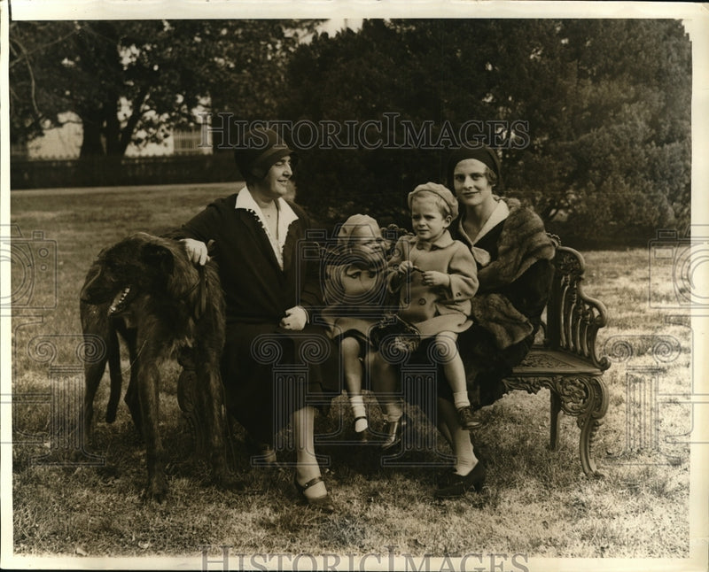 Load image into Gallery viewer, 1930 Press Photo President Herbert Hoover's Grandchildren Visiting The White Hou

