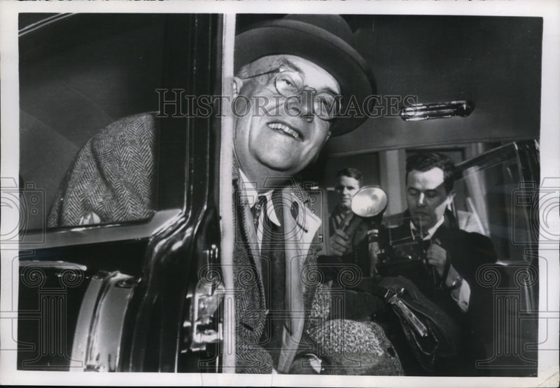Load image into Gallery viewer, 1956 Press Photo Secretary of State John Foster Dulles Returns from Bahamas
