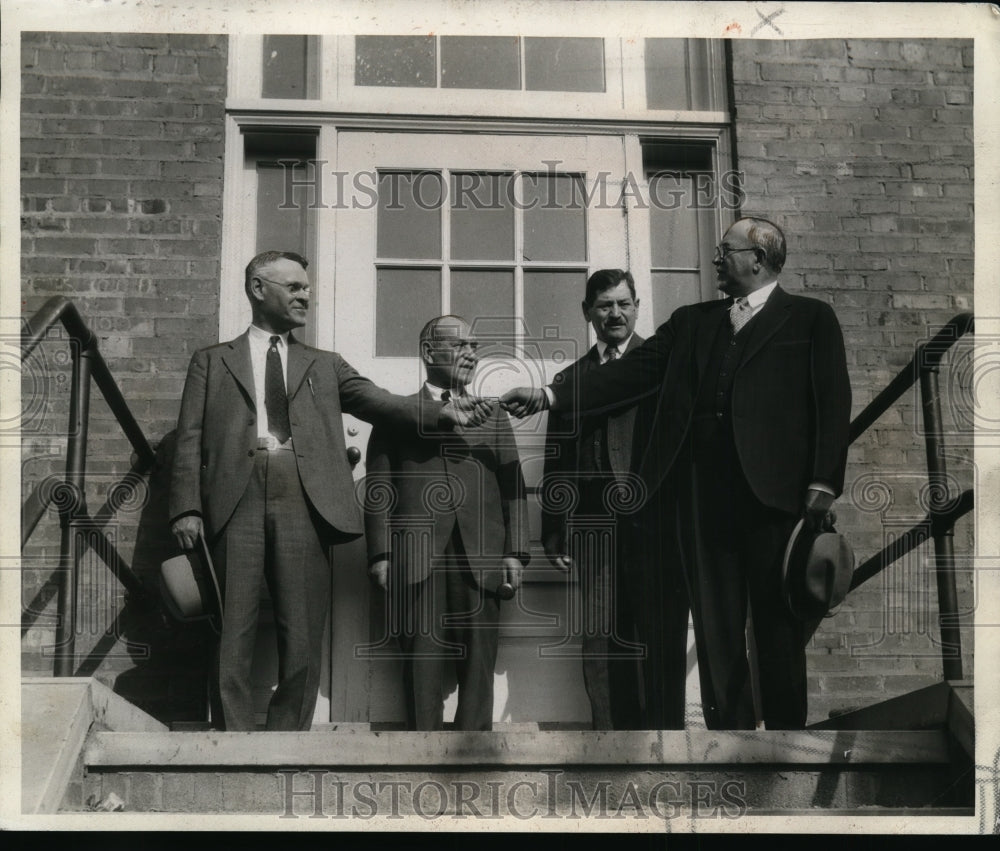 1930 Press Photo Jacob Walpaw Pres Orthodox Old Home, Louis Leponsky, Director